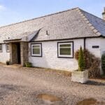 18 Castle Road, Longforgan